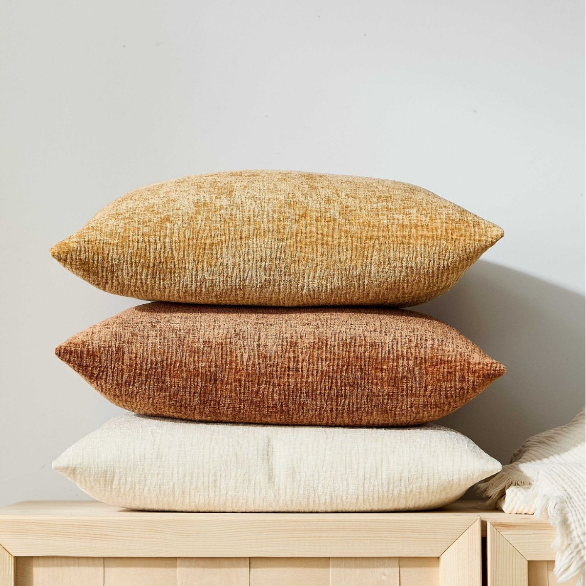 Textured Pleated Chenille Thro - Textured Throw Natural 리뷰 및 가격