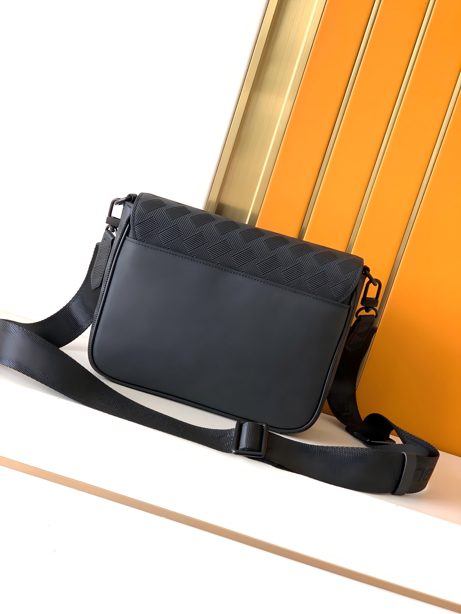 Bag  Soft Italian Tumbled Calf - Interior Design Hongkong 리뷰 및 가격