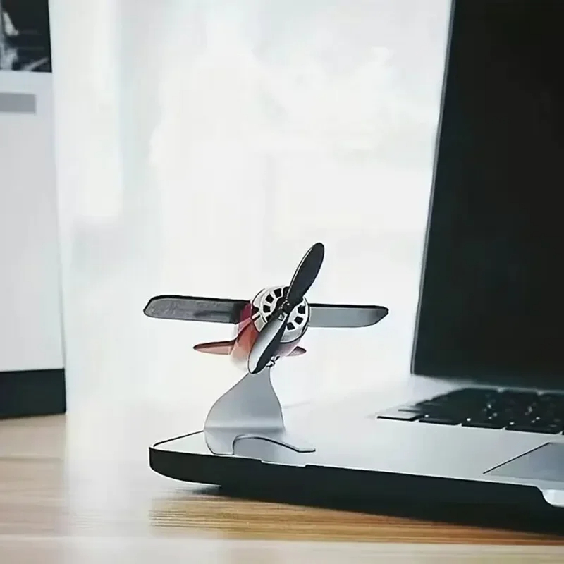 Solar Airplane Creative Men's  - Interior Design Mockup 리뷰 및 가격