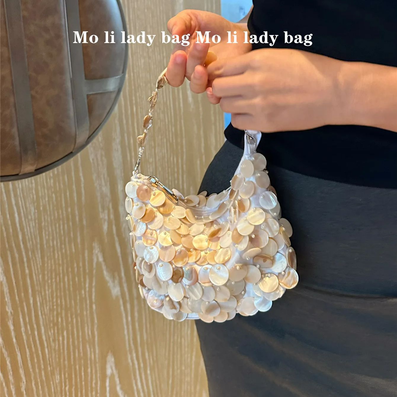Luxury Sequin Internal Chain S - Interior Design Mockup 리뷰 및 가격