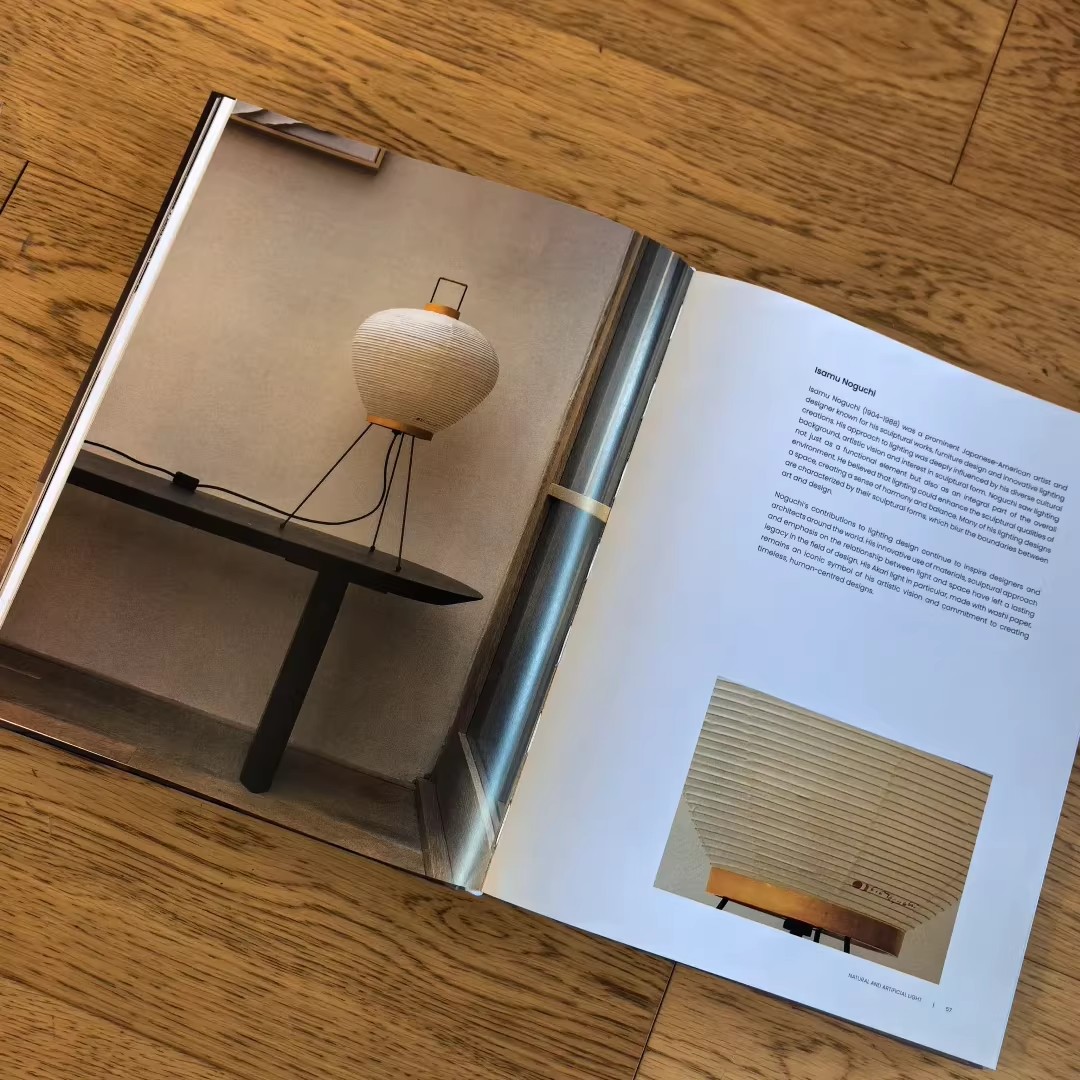 Serene Homes and Thoughtful Li - Interior Design Book 리뷰 및 가격